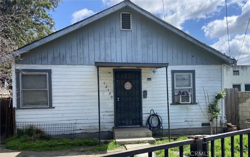 12120 S Willowbrook, Compton, CA, 90222 | Card Image