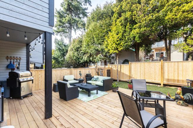 6 - 14985 Victoria Avenue, Townhouse with 3 bedrooms, 2 bathrooms and 2 parking in White Rock BC | Image 33