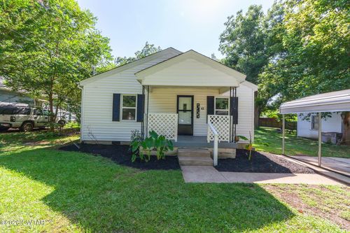 42 North Ave, Jackson, TN, 38301-7344 | Card Image