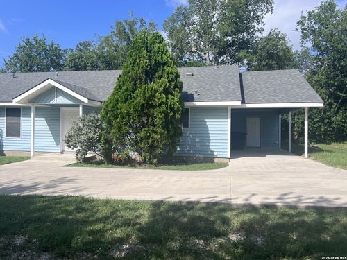 2244 Eastman Ave, New Braunfels, TX, 78130-6809 | Card Image