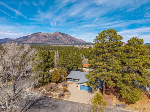 1800 N Fox Hill Rd, Flagstaff, AZ, 86004-7253 | Card Image