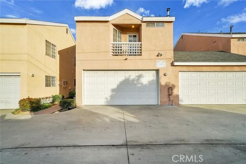 c-9412 Cedar St, Bellflower, CA, 90706 | Card Image