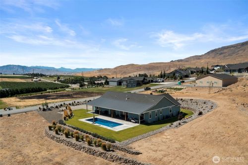 451 S Partridge Ln, East Wenatchee, WA, 98802-6101 | Card Image