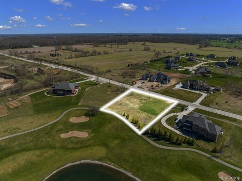 6281 31 Mile Rd, Washington Twp, MI, 48095-1288 | Card Image