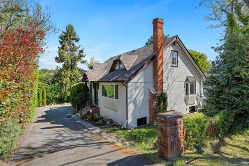 1498 Derby Rd, Saanich, BC, V8P1T5 | Card Image
