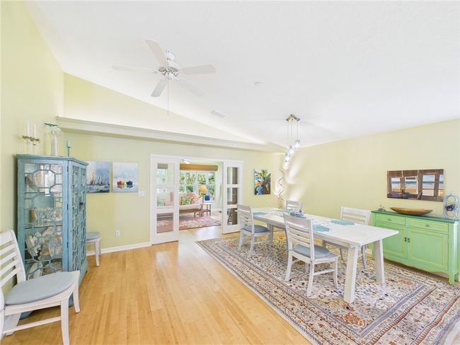 622 Cottonwood Rd, House other with 3 bedrooms, 2 bathrooms and null parking in Sebastian FL | Image 6