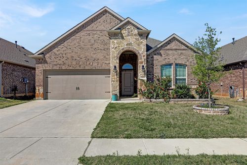 10601 Ponderosa Trl, Aubrey, TX, 76227-1173 | Card Image