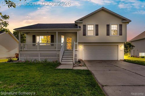 422 Coventry Ln, Mason, MI, 48854-1159 | Card Image