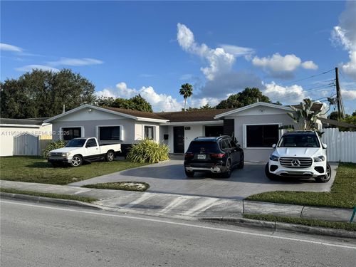 0-10394 Fairway Heights Blvd, Miami, FL, 33157-1559 | Card Image