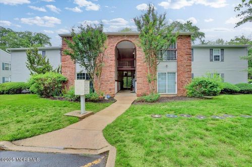 3-53 Portland Ct, Freehold, NJ, 07728-3649 | Card Image