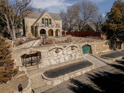 1702 Simpson Ave, Winfield, KS, 67156-2520 | Card Image