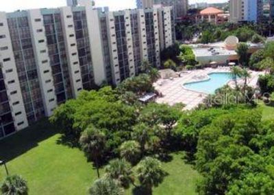 920 - 16909 N Bay Road, Condo with 1 bedrooms, 1 bathrooms and null parking in Sunny Isles Beach FL | Image 1