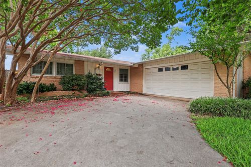 807 Edgefield Dr, Richardson, TX, 75080-4033 | Card Image