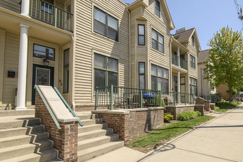 902 E Brady Street, Milwaukee, WI, 53202 | Card Image