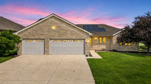 611 Edgewater Dr, Minooka, IL, 60447-8929 | Card Image
