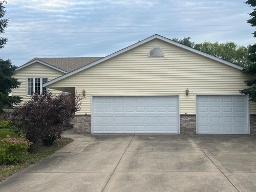 1734 Patricks Bay, Faribault, MN, 55021-5544 | Card Image