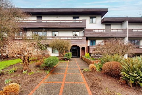 315-2025 W 2nd Ave, Vancouver, BC, V6J1J6 | Card Image