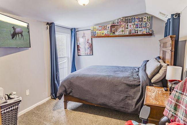 49 Auld Brass Rd-9 TV | Image 25