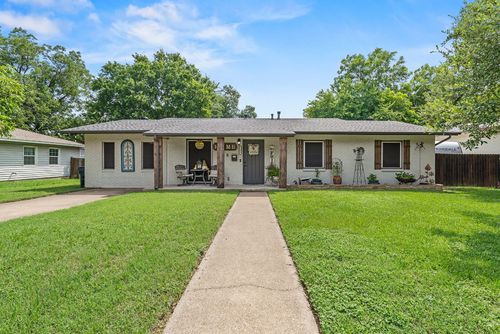 606 Francine Dr, Rockdale, TX, 76567-2212 | Card Image