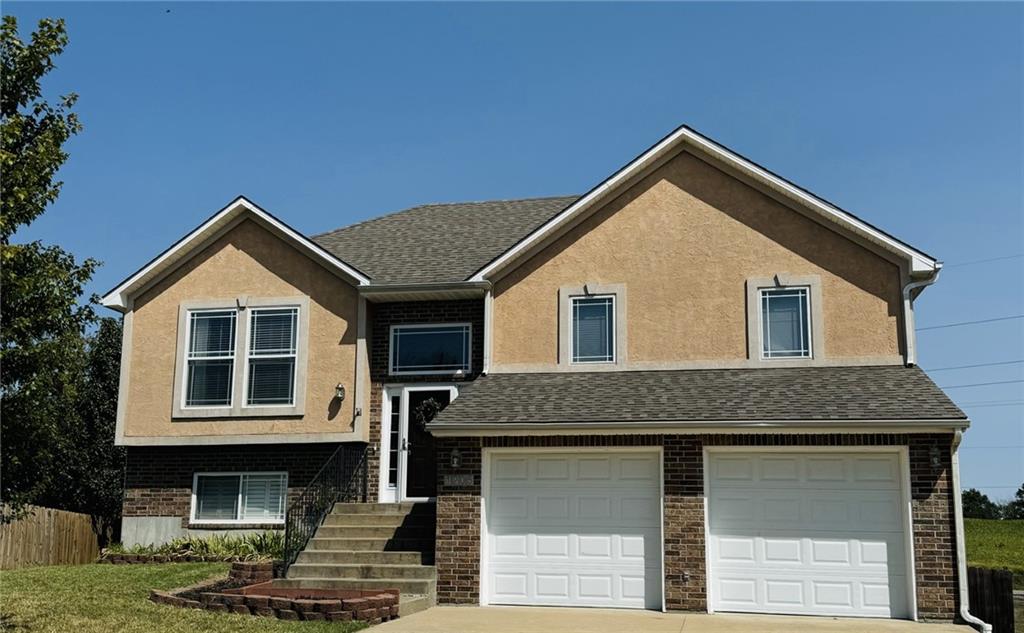 Wildflower Rd, Warrensburg, MO 64093