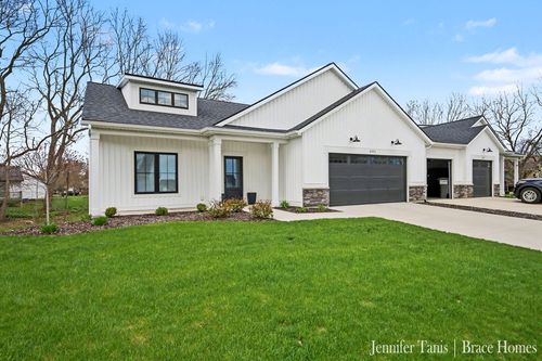 62-6773 Croft Ln, Hudsonville, MI, 49426-8027 | Card Image
