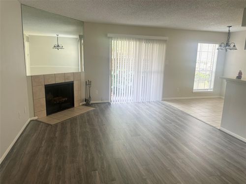 1301-2120 El Paseo St, Houston, TX, 77054-3213 | Card Image