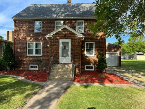 160 Broadway St, Vesta, MN, 56292-1180 | Card Image
