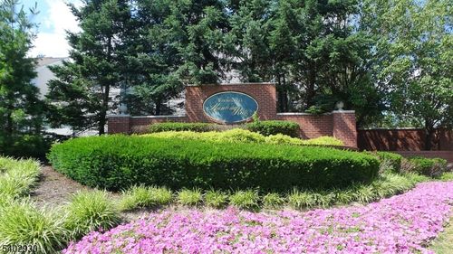 104 Crown Point Rd, Parsippany, NJ, 07054-3414 | Card Image