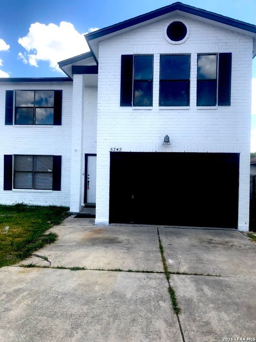 5742 Summer Fest Dr, San Antonio, TX, 78244-4204 | Card Image