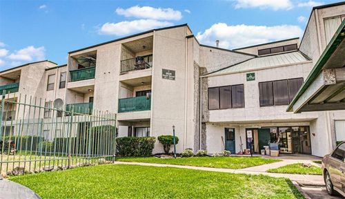 35-2826 S Bartell Dr, Houston, TX, 77054-1473 | Card Image