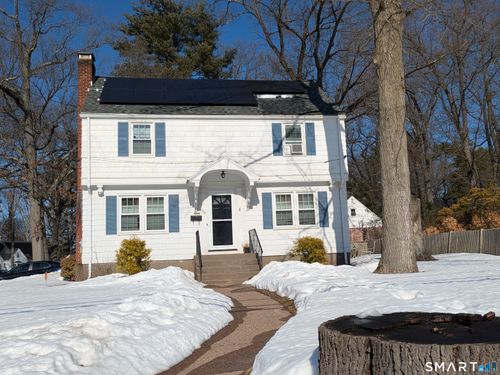 739 Center St, Manchester, CT, 06040-2703 | Card Image