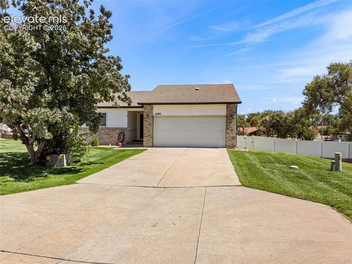 1600 Horseshoe Place, Pueblo, CO, 81001 | Card Image