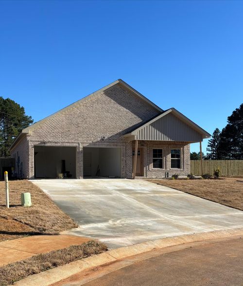 158 Sugar Maple Dr, Florence, AL, 35633-4344 | Card Image