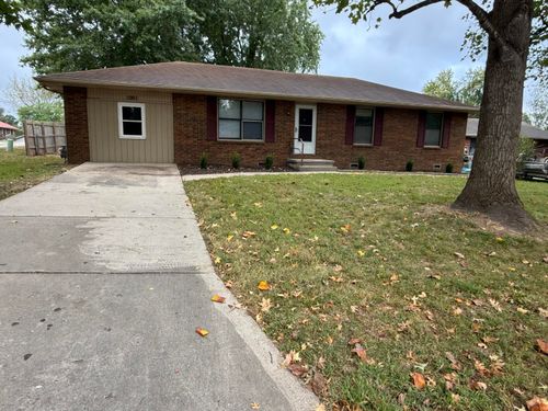 1001 N 13th Ave, Ozark, MO, 65721-9378 | Card Image