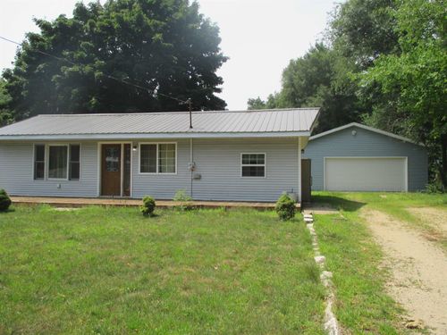 N3571 E Tomahawk Trl, Montello, WI, 53949-8579 | Card Image