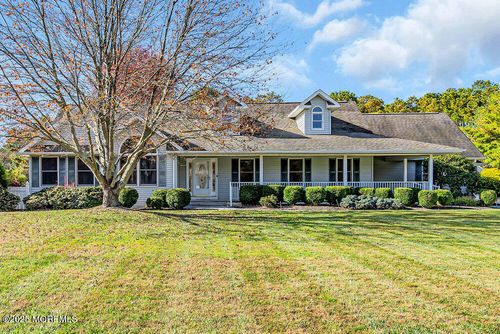 1901 Baltimore Ave, Whiting, NJ, 08759-2701 | Card Image