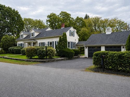 2043 Wellington St, Dighton, MA, 02715-1036 | Card Image