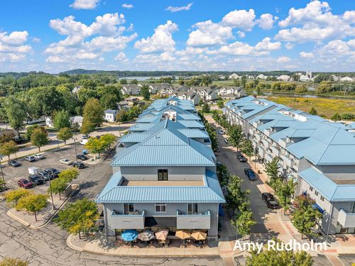 unit-214-529 Miller Dr, Grand Haven, MI, 49417-1189 | Card Image