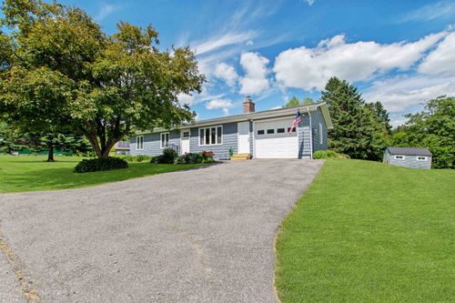 30 Holmes St, Canaan, VT, 05903-9809 | Card Image