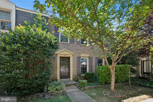 4419 Chase Park Ct, ANNANDALE, VA, 22003-5743 | Card Image