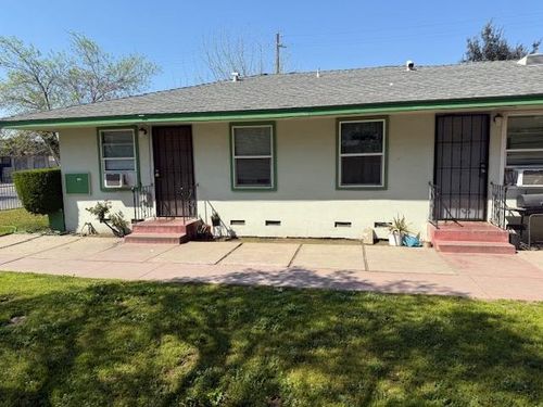 3361 E Mckinley Ave, Fresno, CA, 93703-3258 | Card Image