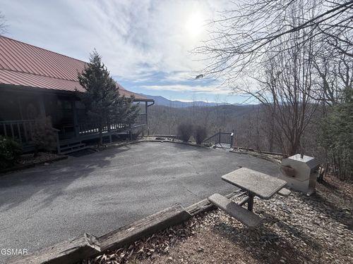 3767 Old Mountain Raod Road, Sevierville, TN, 37876 | Card Image