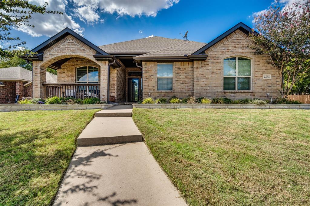 Meadow Lark Ln, Glenn Heights, TX 75154