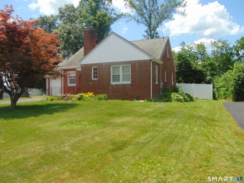 9 Grantham Rd, Wallingford, CT, 06492-5005 | Card Image