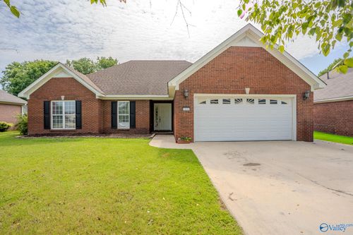 1404 Lake Pointe Dr Sw, Decatur, AL, 35603-4472 | Card Image