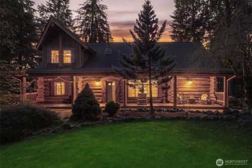 5630 Scherrer Rd, Granite Falls, WA, 98252-9402 | Card Image