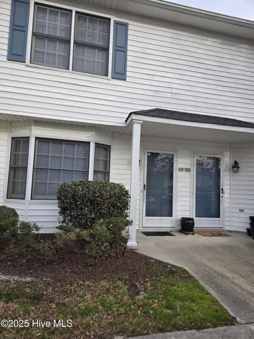 u7-3809 Sterling Pointe Dr, Winterville, NC, 28590-8899 | Card Image