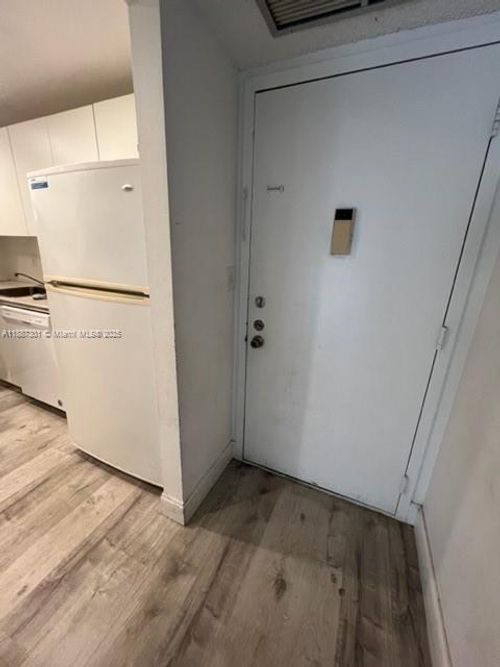 apt-308-7001 Environ Blvd, Lauderhill, FL, 33319-4212 | Card Image