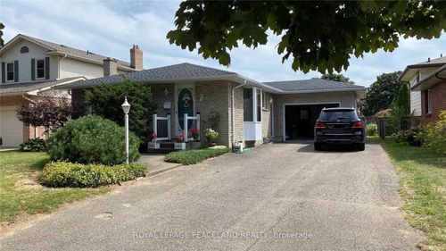 313 Main St, Saint Catharines, ON, L2N4W2 | Card Image