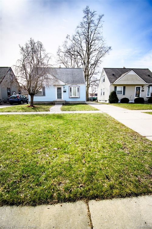 20323 Champaign St, Taylor, MI, 48180-2969 | Card Image